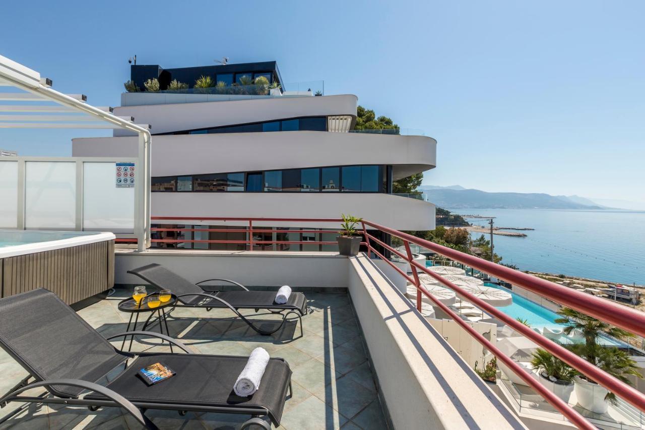 スプリトSeaside Penthouse With Hot Tub Sky Livingアパートメント エクステリア 写真